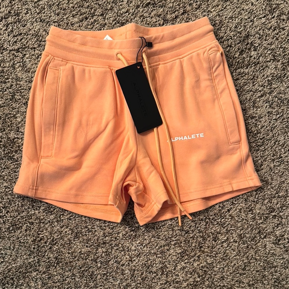 Alphalete Essential Core Shorts